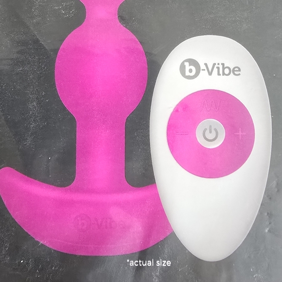 B vibe Pink Triple Bead Plug - Picture 2 of 2
